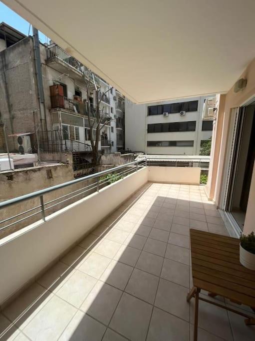 Ferienwohnung Modern Studio Large Veranda -Metro Station Suggrou Athen Exterior foto
