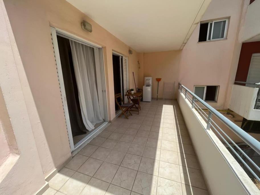Ferienwohnung Modern Studio Large Veranda -Metro Station Suggrou Athen Exterior foto